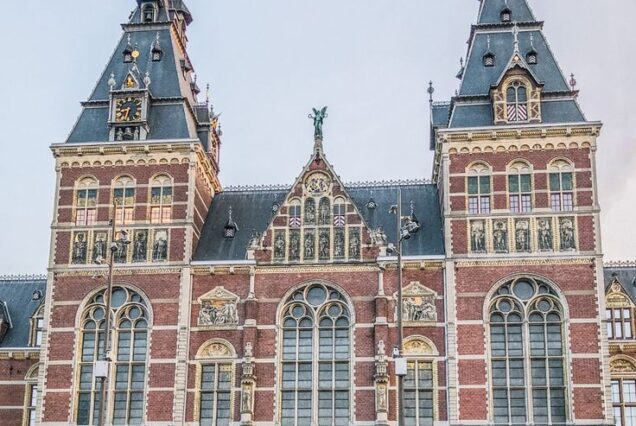 Festive Europe: 8-Day Christmas & New Year Community Trip