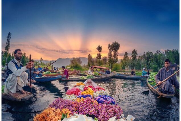Magnificient Kashmir For 5N/6D
