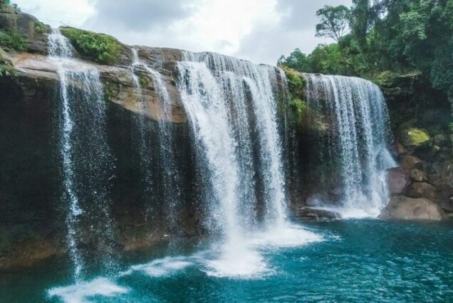 Meghalaya With Kaziranga Road Trip