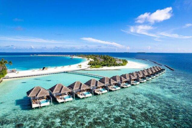 Relaxing Honeymoon Trip to Siyam World Maldives