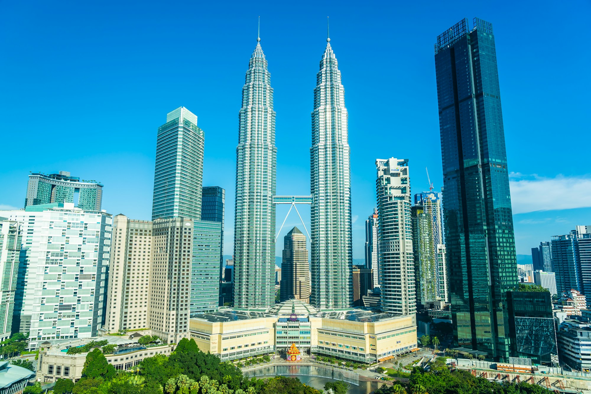 Beautiful architecture building exterior city in kuala lumpur sk