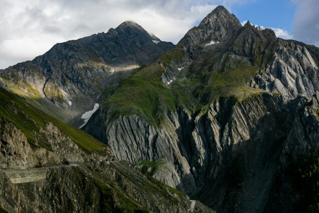 Long Winding High pass roads enroute Zero point,Yumthang Valley,Sikkim,India
